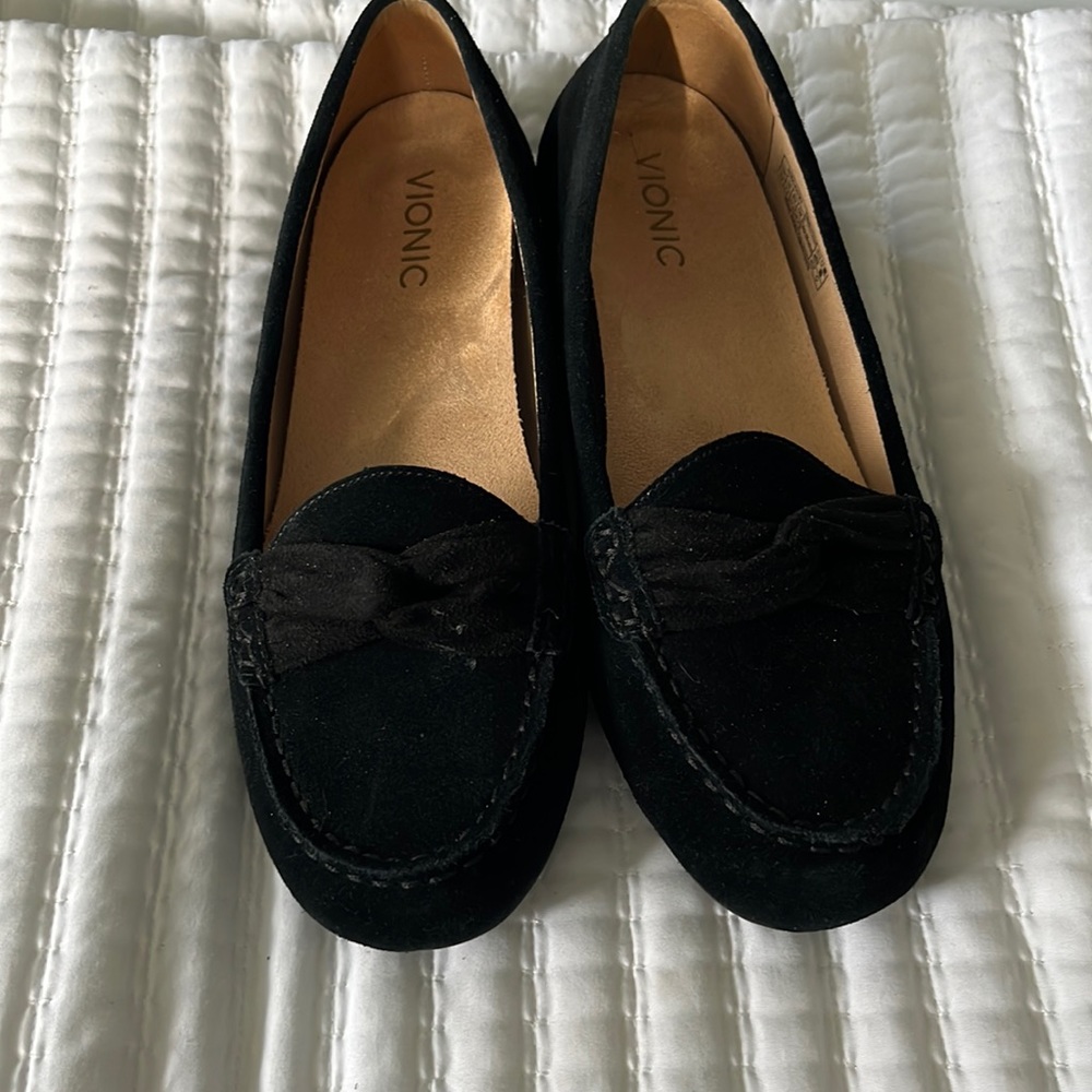 Vionic Loafers size 9.5 Black suede